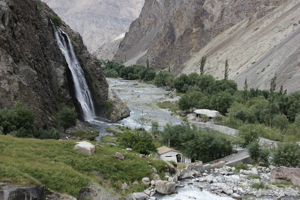 monthokha-waterfall